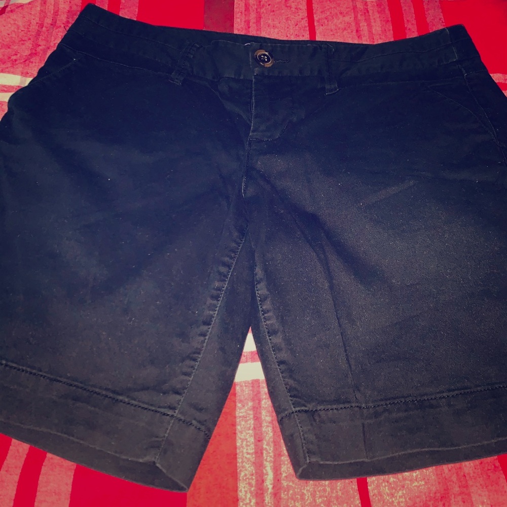 American Eagle black shorts 8